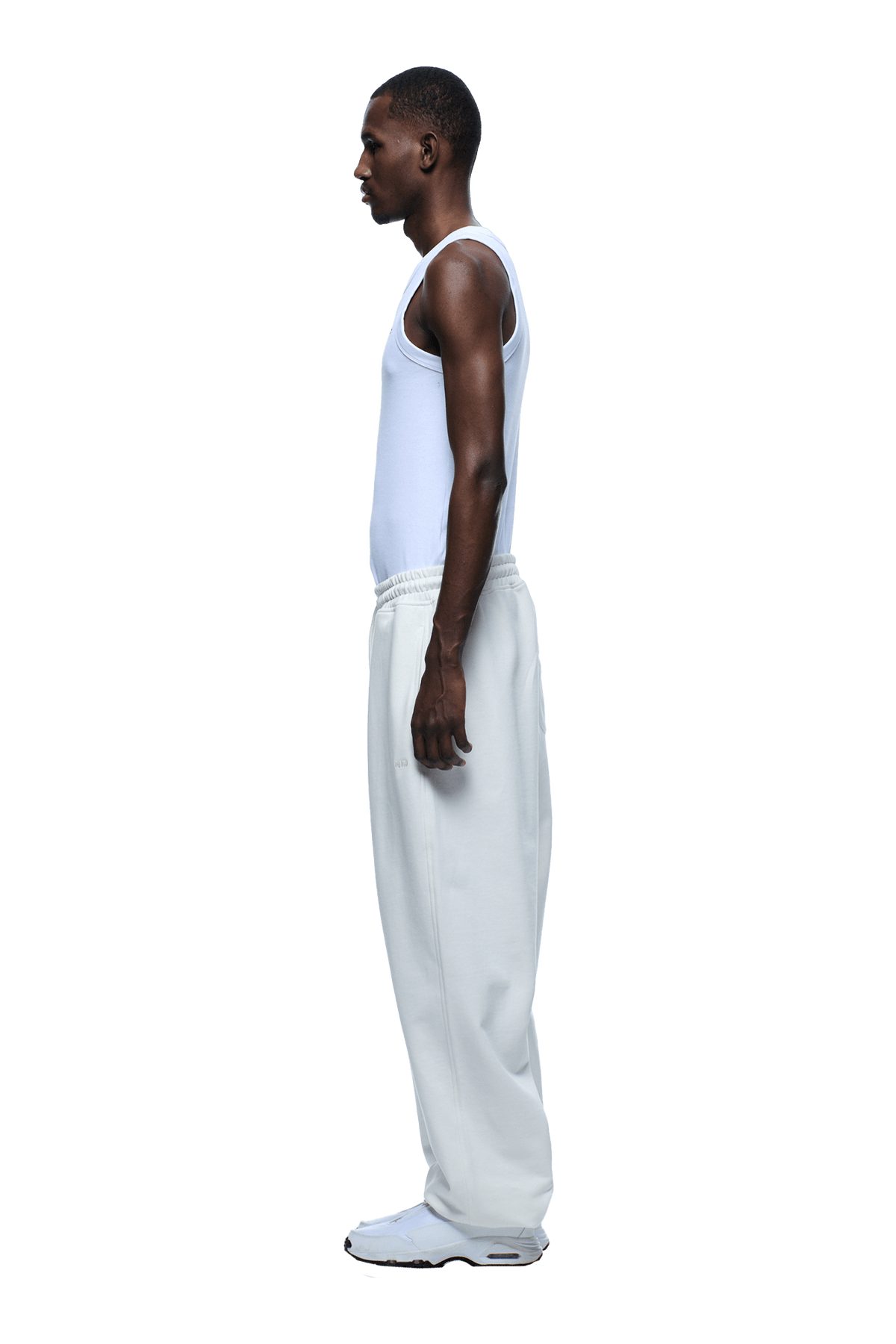 SUPER WIDE JOGGER COCONUT WHITE