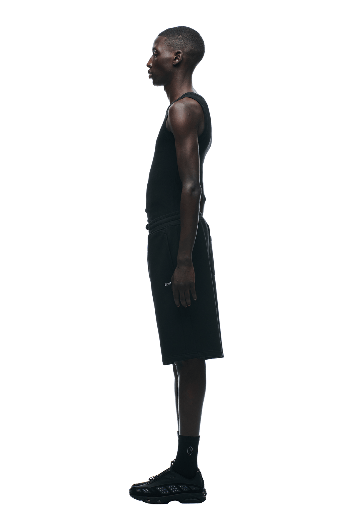 6PM+ SHORTS BLACK