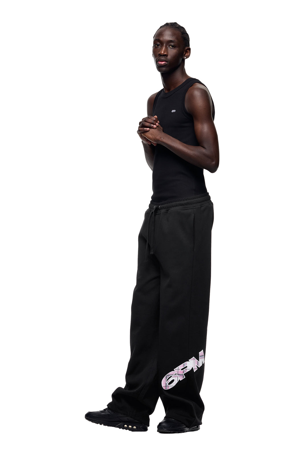 X-TRA WIDE JOGGER BLACK