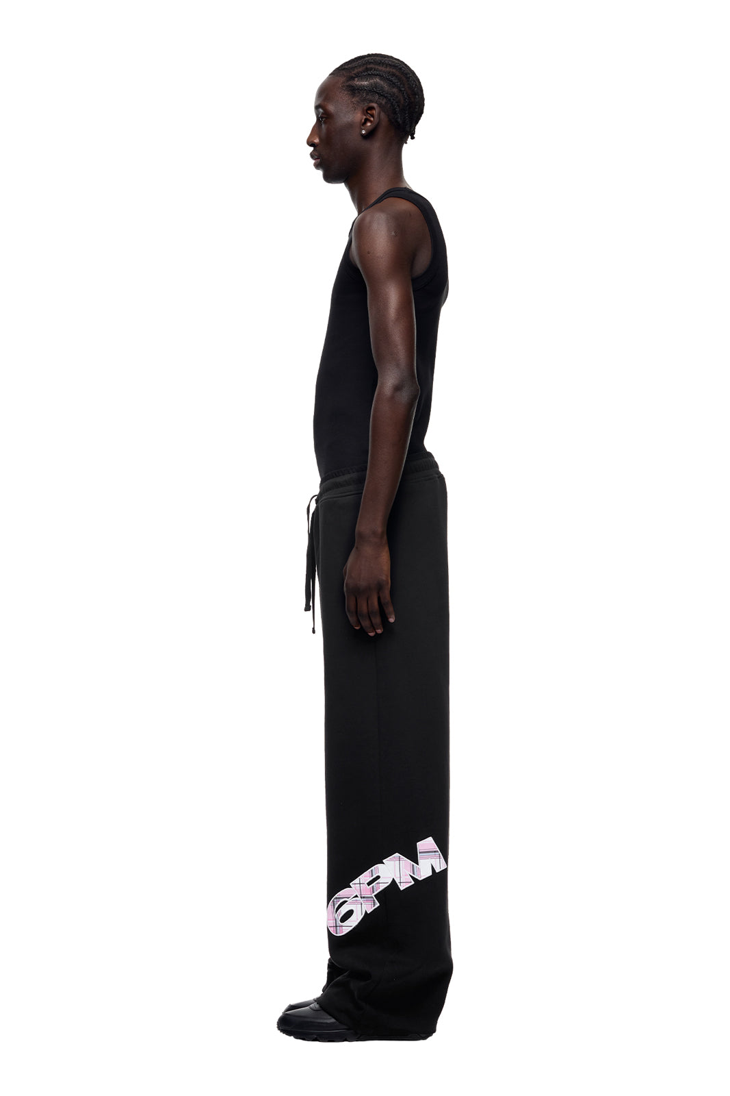 X-TRA WIDE JOGGER BLACK