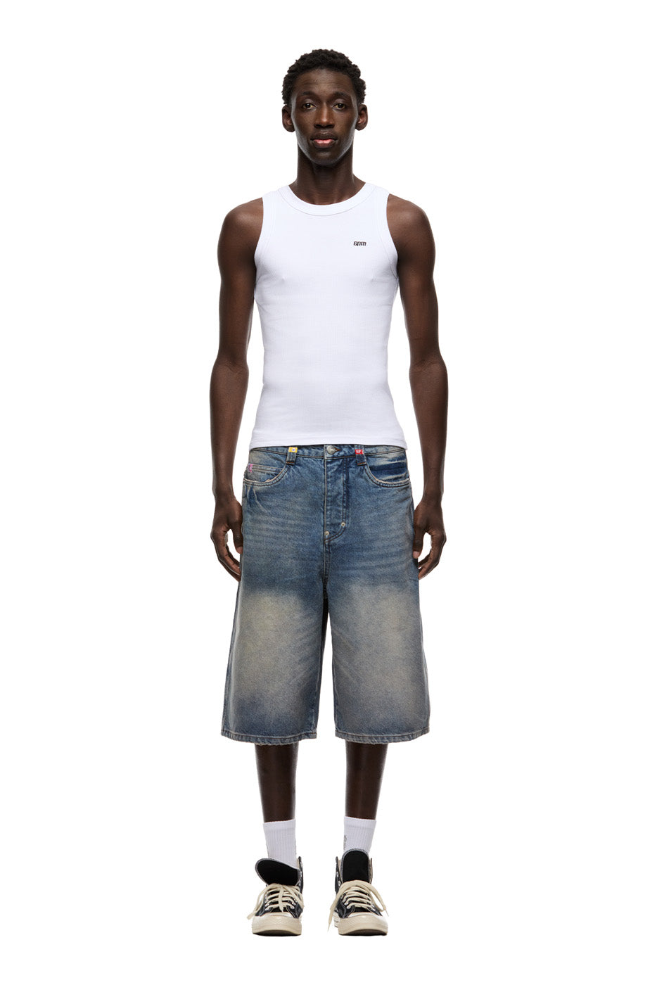 MULTI LABEL DENIM SHORTS MEDIUM BLUE