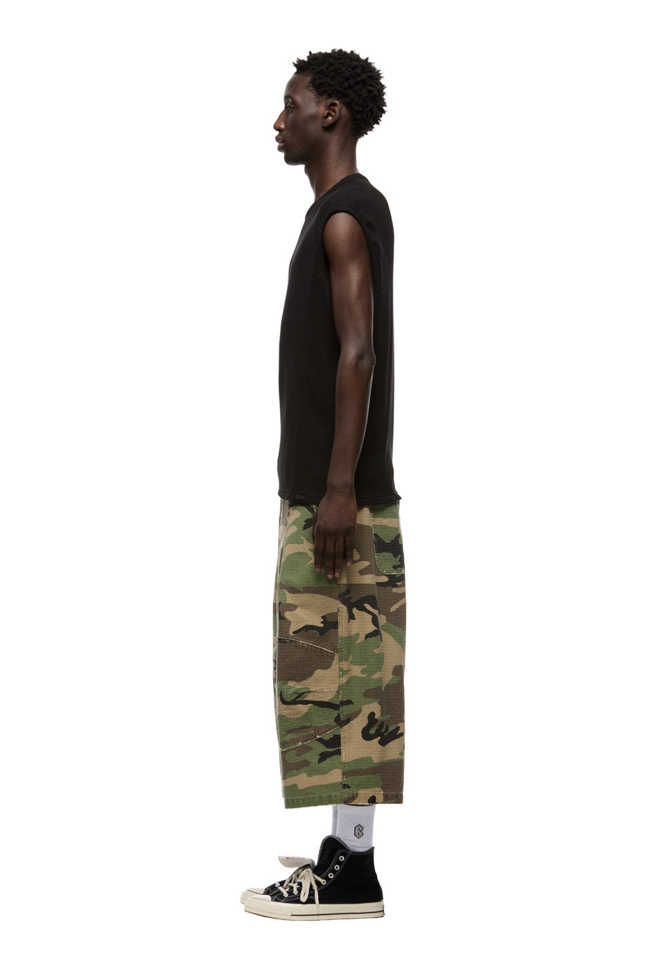 SLEEVELESS WAFFLE TEE BLACK