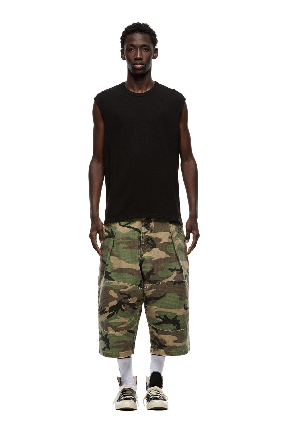 SLEEVELESS WAFFLE TEE BLACK