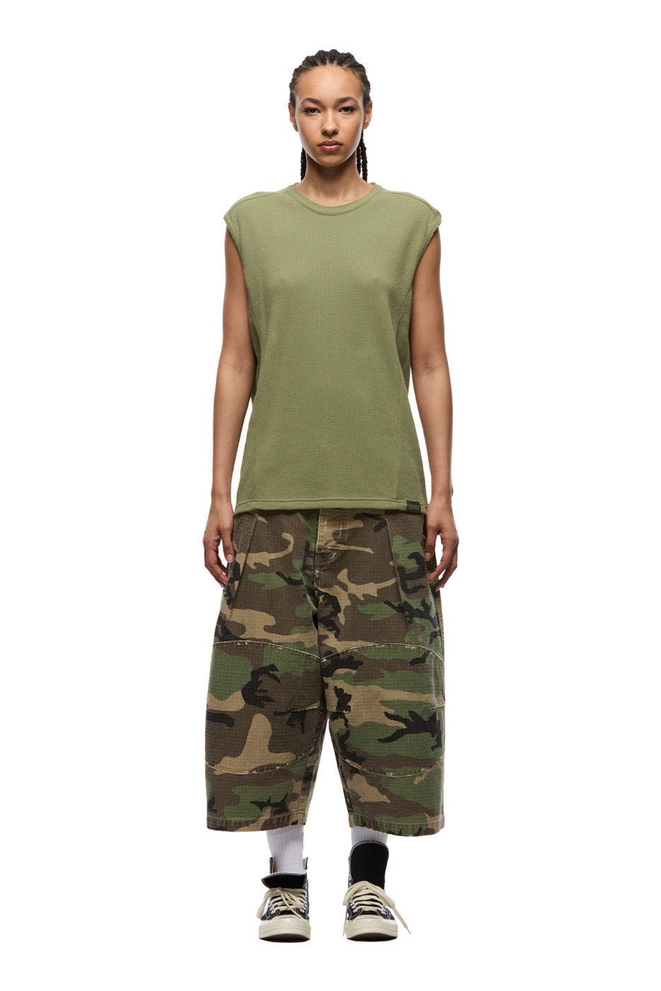 SLEEVELESS WAFFLE TEE PASTEL OLIVE