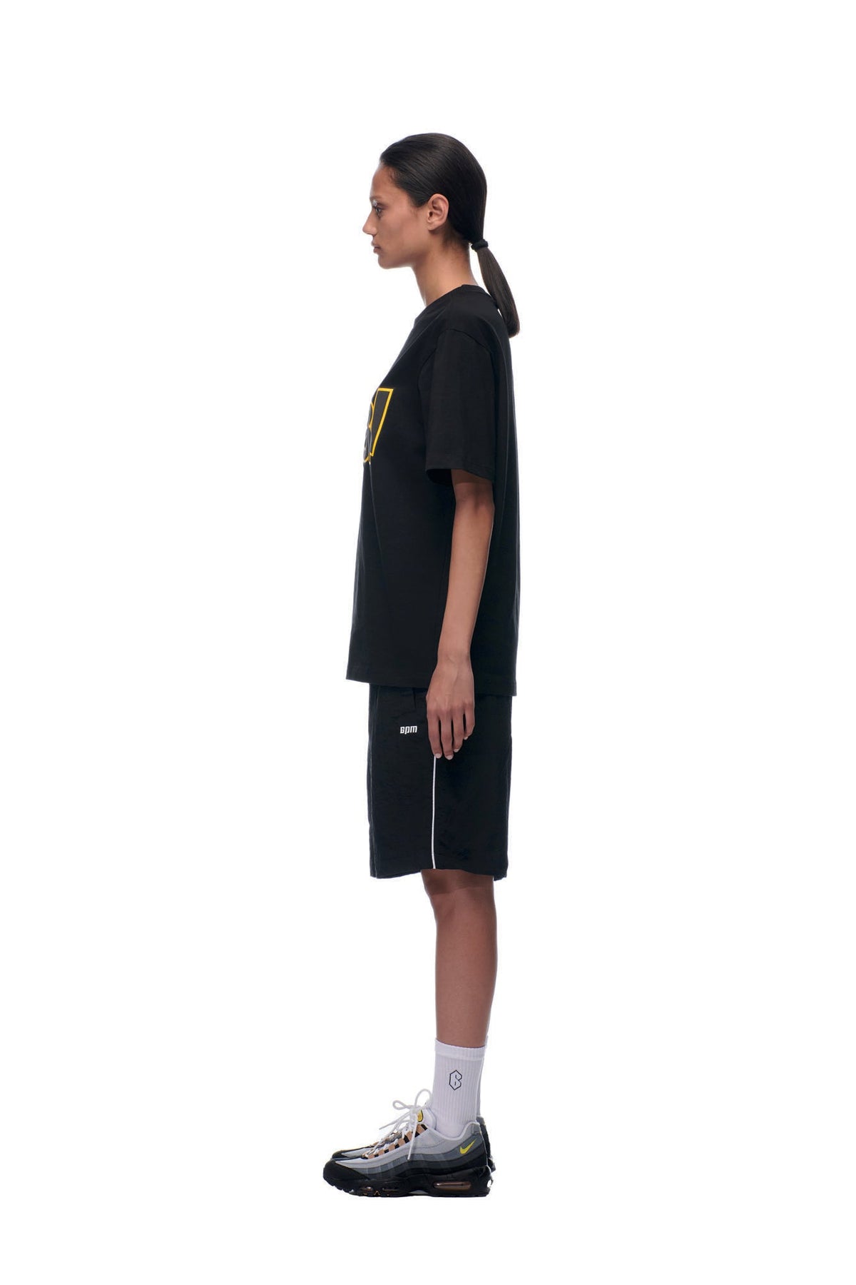 NH PLAY LOGO T-SHIRT BLACK