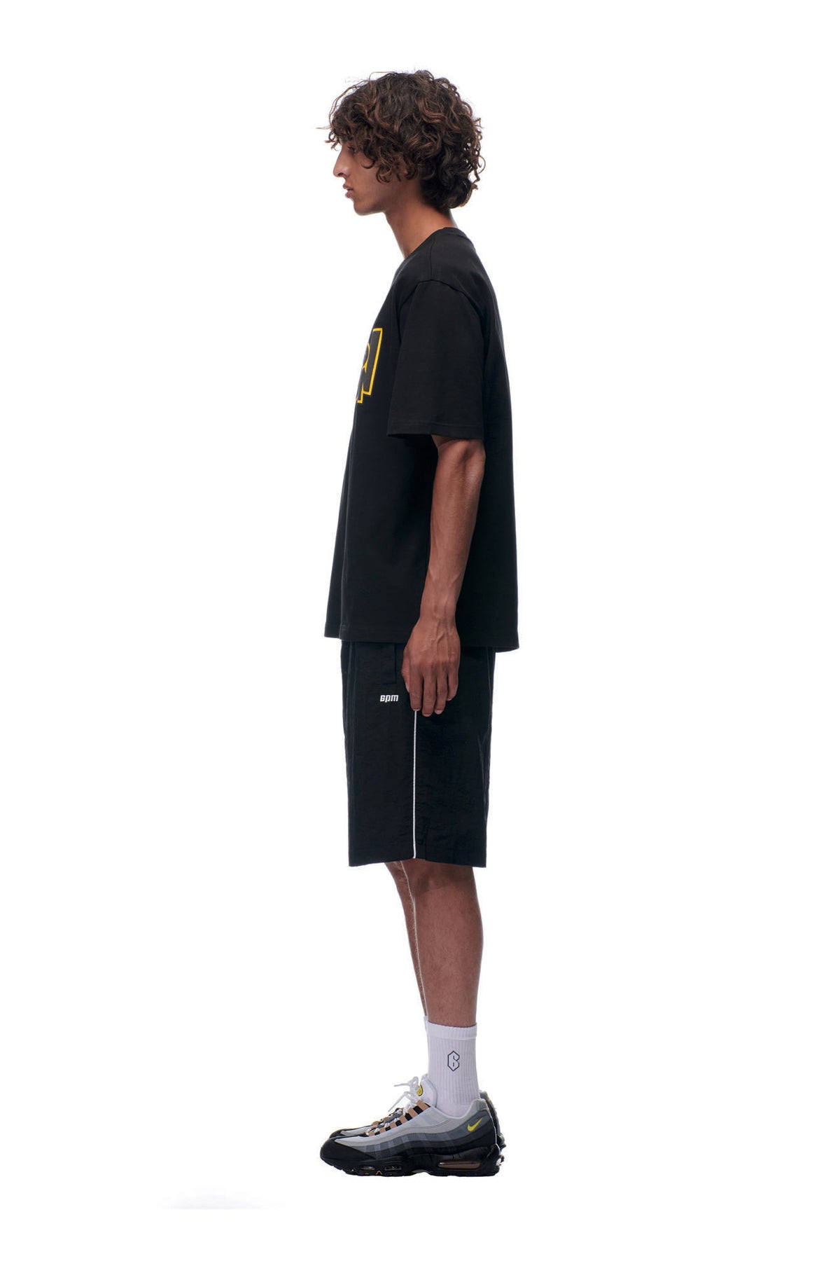 NH PLAY LOGO T-SHIRT BLACK