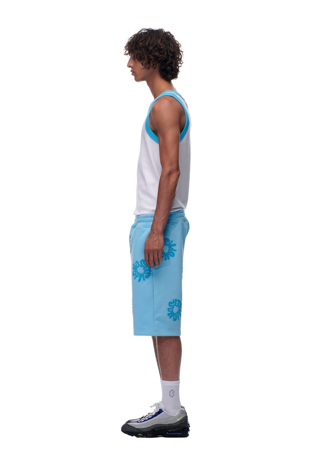 FLOWER SHORTS BABY BLUE