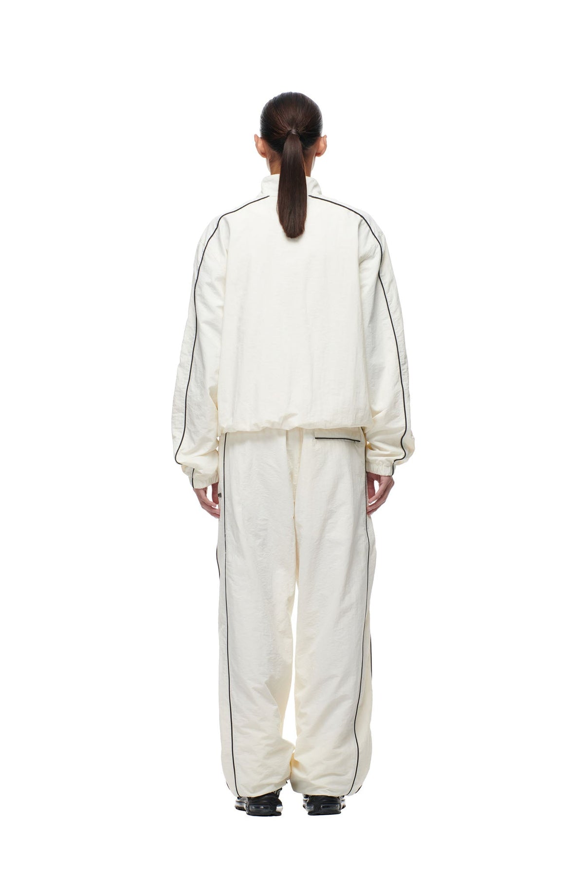 BF NYLON TRACKJACKET CREAM
